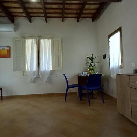 Ferienwohnung Oltre: Monolocale Con Terrazzo Privato Al Piano Trapani Exterior foto