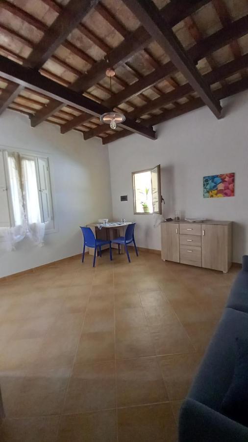 Ferienwohnung Oltre: Monolocale Con Terrazzo Privato Al Piano Trapani Exterior foto