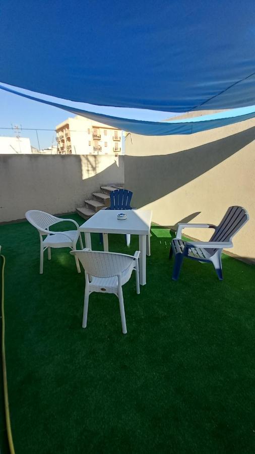 Ferienwohnung Oltre: Monolocale Con Terrazzo Privato Al Piano Trapani Exterior foto