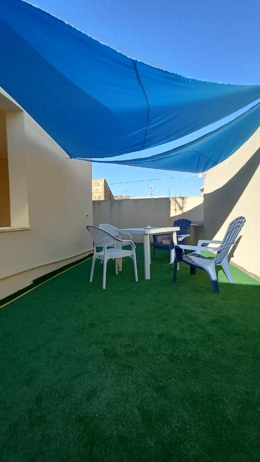 Ferienwohnung Oltre: Monolocale Con Terrazzo Privato Al Piano Trapani Exterior foto
