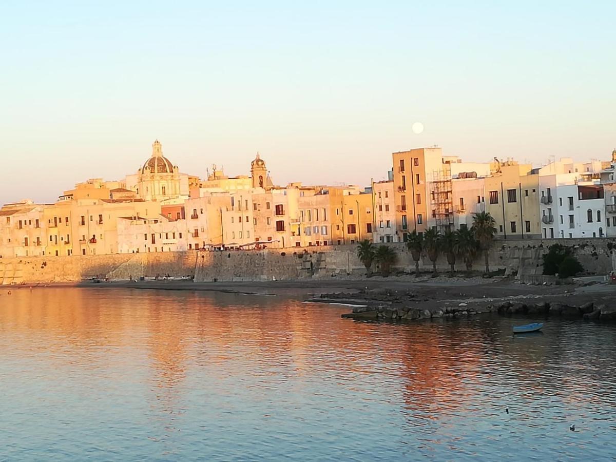 Ferienwohnung Oltre: Monolocale Con Terrazzo Privato Al Piano Trapani Exterior foto